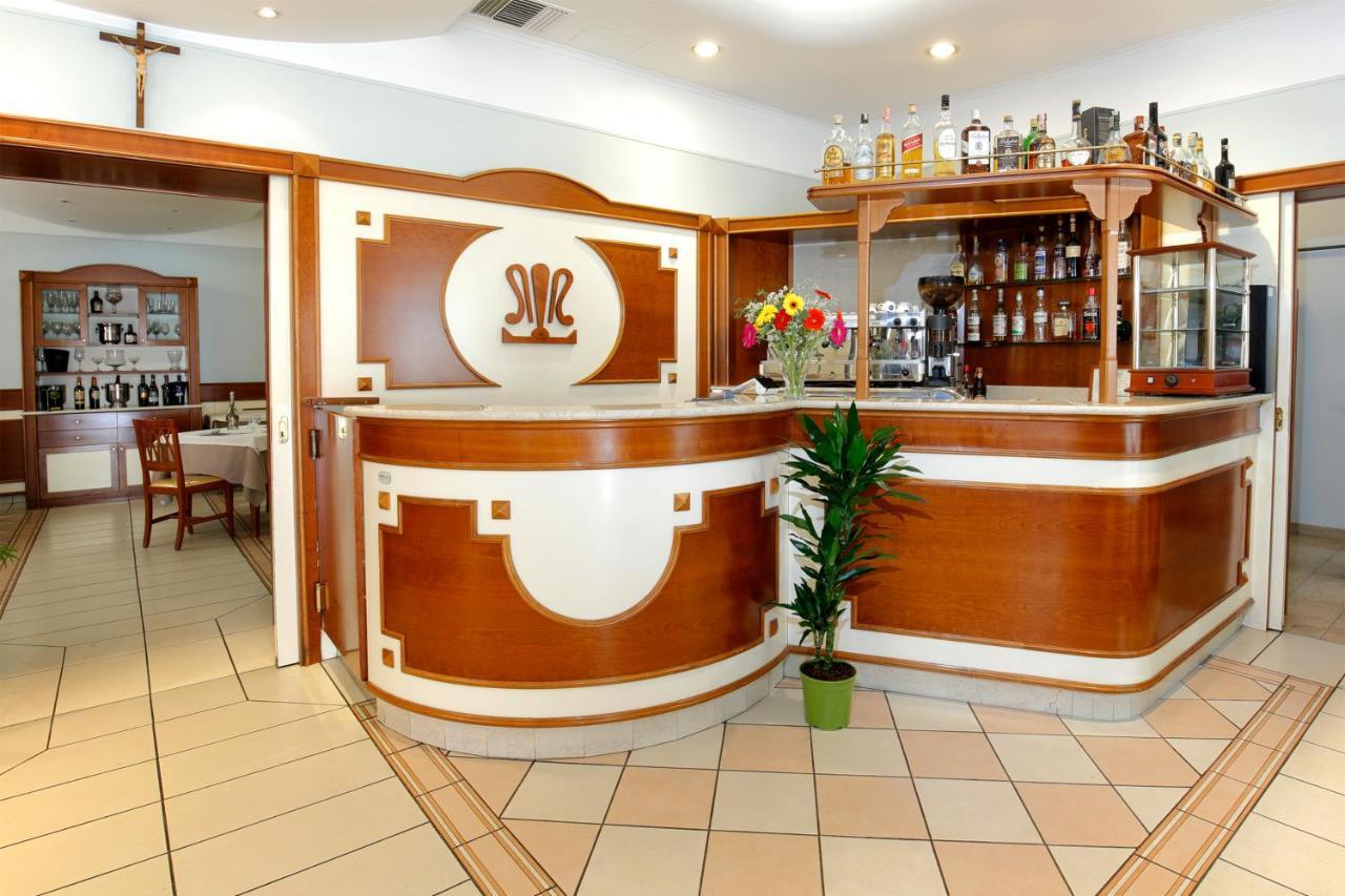 Hotel Sollievo San Giovanni Rotondo Esterno foto