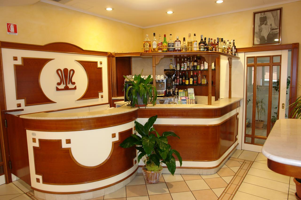 Hotel Sollievo San Giovanni Rotondo Esterno foto